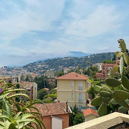Mansfield Vue Carte Postale Terrasse Piscine Calme Port A 200M A Pied Daire Menton Dış mekan fotoğraf