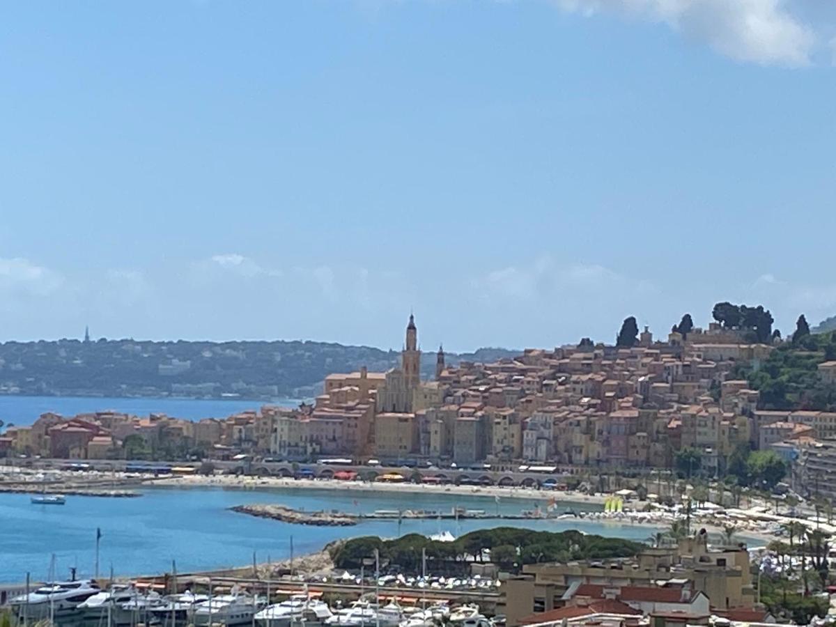 Mansfield Vue Carte Postale Terrasse Piscine Calme Port A 200M A Pied Daire Menton Dış mekan fotoğraf