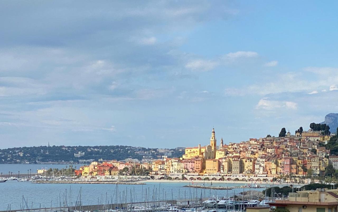 Mansfield Vue Carte Postale Terrasse Piscine Calme Port A 200M A Pied Daire Menton Dış mekan fotoğraf